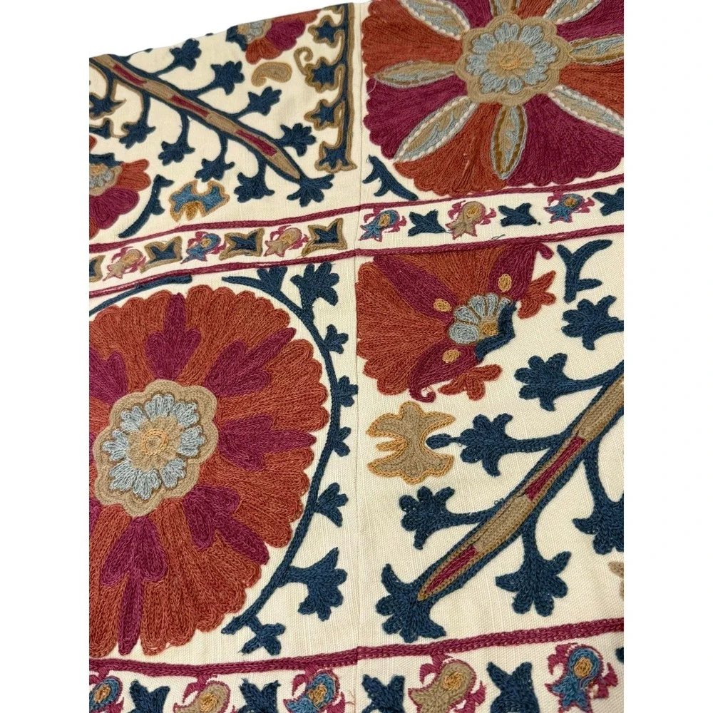Pottery Barn Rozelle Crewel Embroidered Pillow Cover 20